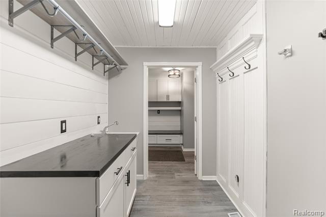 Builiding view eleven for 8203 Boulder, Davison, MI. 48423