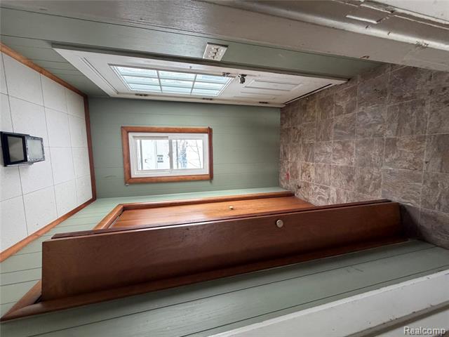 Builiding view four for 424 Frank, Caro, MI. 48723