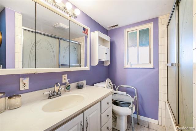 Builiding view thirteen for 5212 Farrand Rd, Clio, MI. 48420