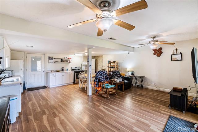 Builiding view twenty two for 5212 Farrand Rd, Clio, MI. 48420