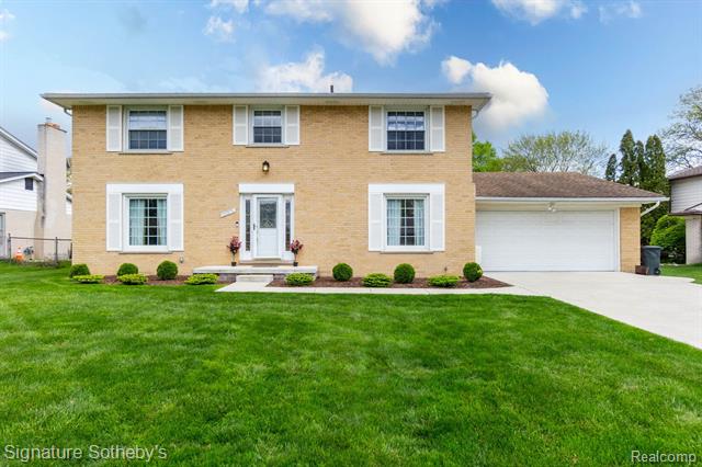 front view for 28205 Tavistock Trl, Southfield, Mi. 48034