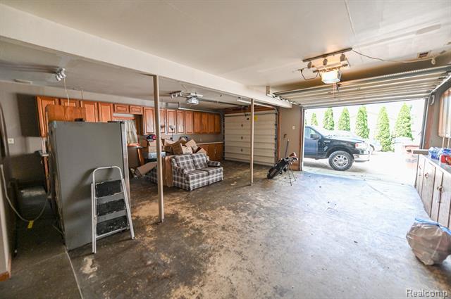 Builiding view fifty six for 4534 Superior, Newport, MI. 48166