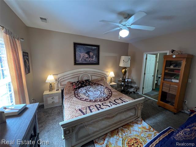 Builiding view nineteen for 43216 Pendleton, Sterling Heights, MI. 48313