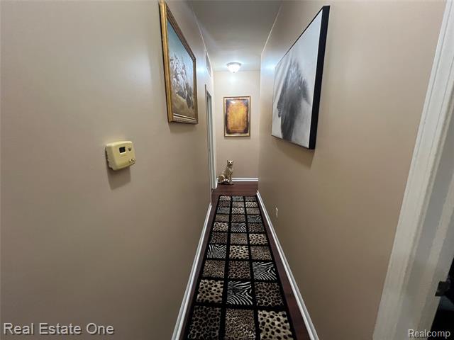 Builiding view twenty six for 43216 Pendleton, Sterling Heights, MI. 48313