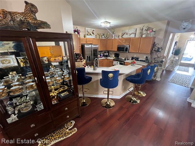 Builiding view twenty two for 43216 Pendleton, Sterling Heights, MI. 48313