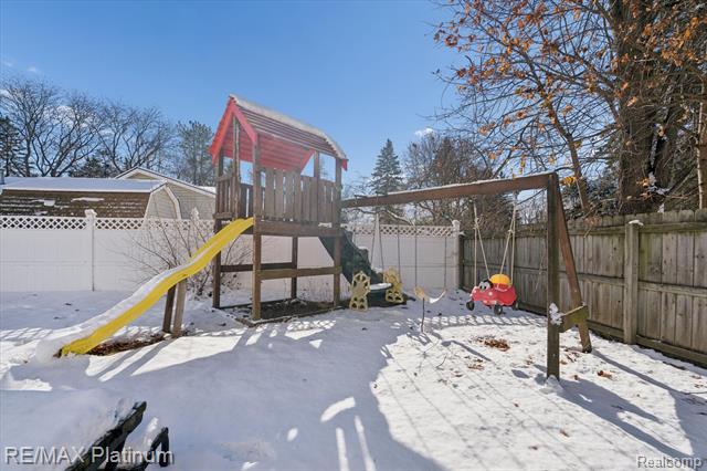 Builiding view forty one for 4199 Sheraton, Flint, MI. 48532