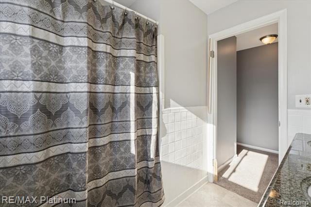 Builiding view twenty two for 4199 Sheraton, Flint, MI. 48532