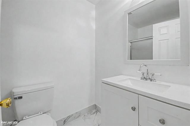 Builiding view twenty three for 37143 Clubhouse, Sterling Heights, MI. 48312