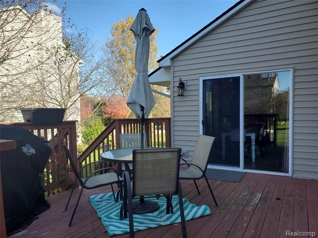 Builiding view ten for 9031 Posey, Whitmore Lake, MI. 48189