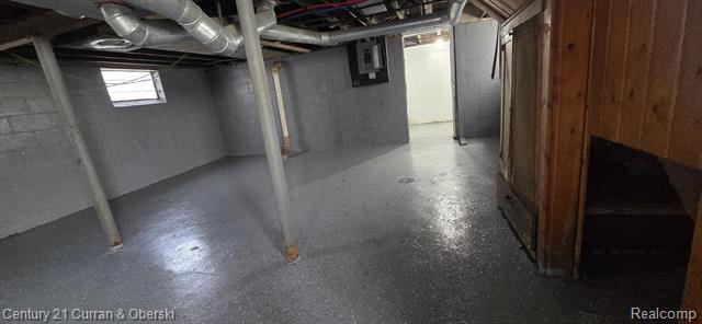 Builiding view twelve for 15008 Strathmoor, Detroit, MI. 48227