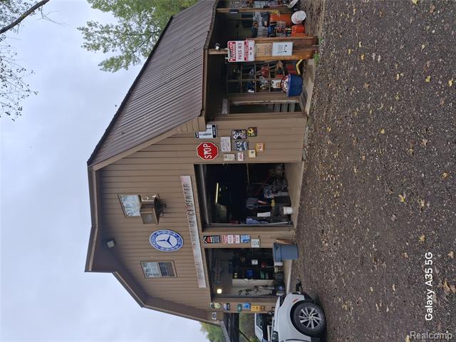 Builiding view eight for 8969 Hyne, Brighton, MI. 48114