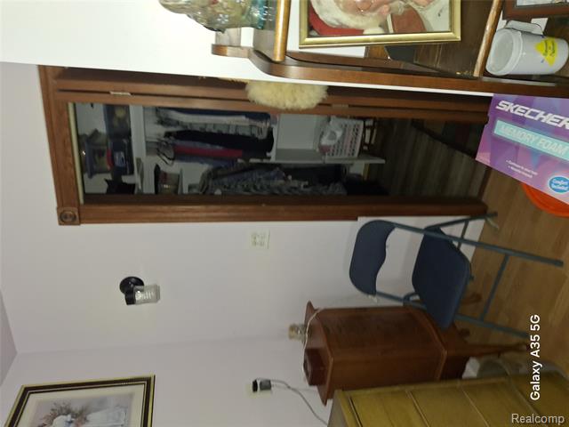 Builiding view seventeen for 8969 Hyne, Brighton, MI. 48114