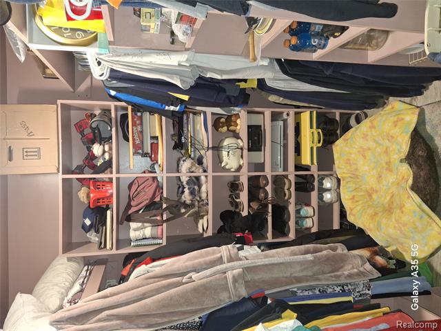 Builiding view thirty five for 8969 Hyne, Brighton, MI. 48114