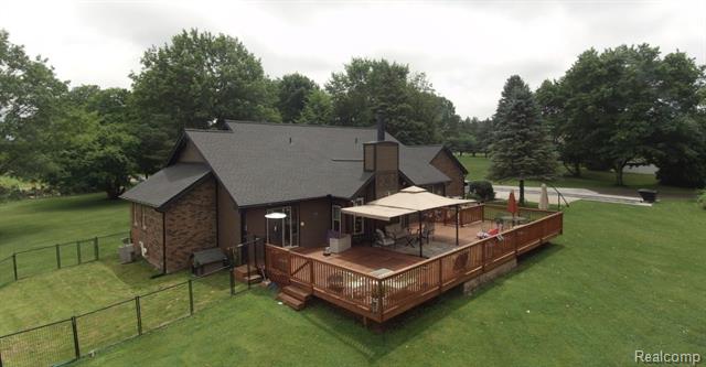 Builiding view two for 8969 Hyne, Brighton, MI. 48114