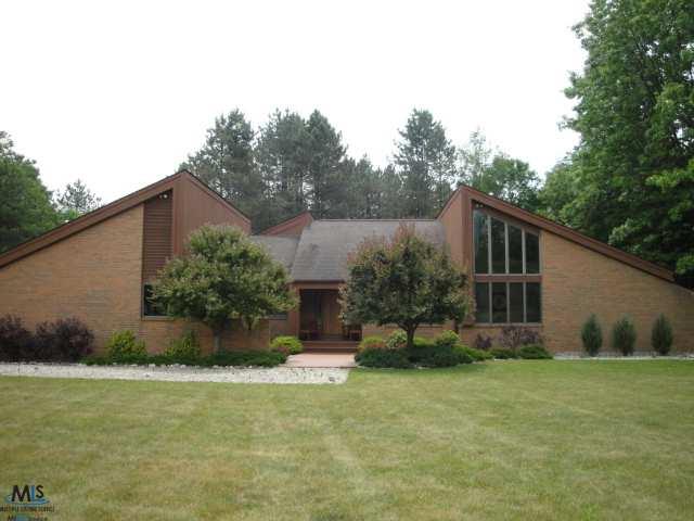 front view for 5220 Nardoni Lane, Dryden, Mi. 48428