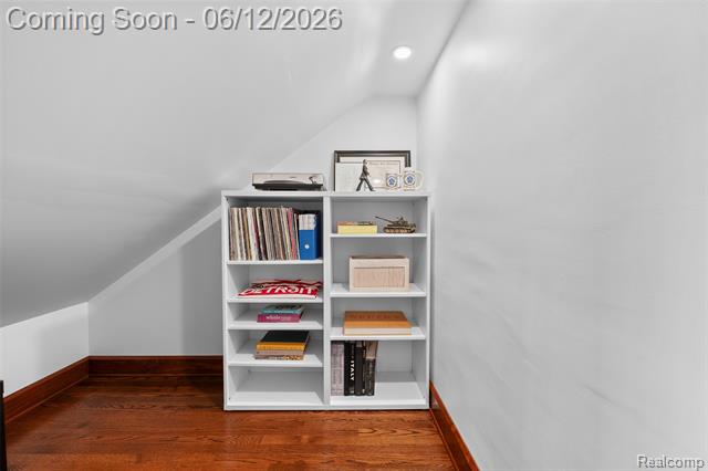 Builiding view twenty three for 728 N Washington, Royal Oak, MI. 48067