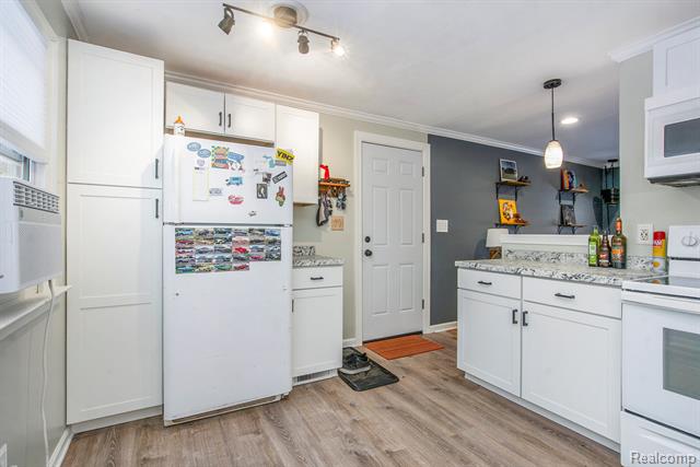 Builiding view nine for 11 Metroview, Ann Arbor, MI. 48108