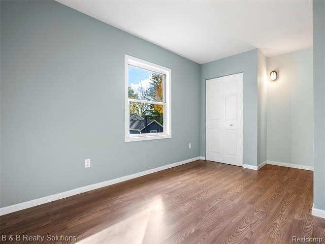 Builiding view thirteen for 309 School, Almont, MI. 48003