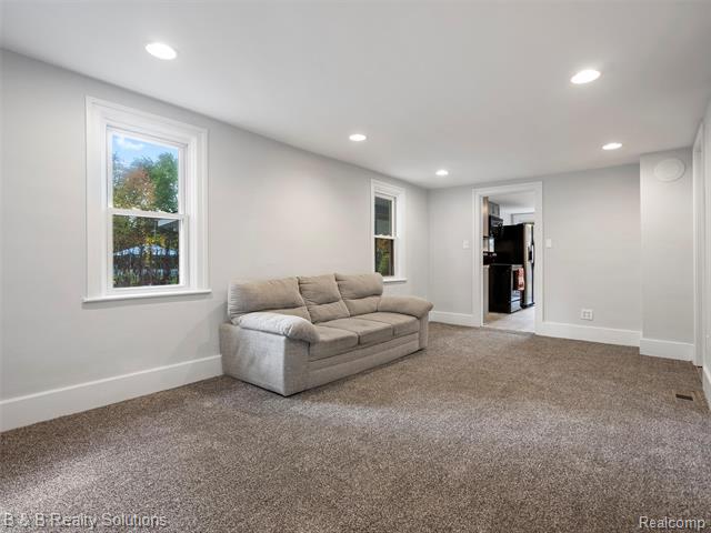 Builiding view twenty five for 309 School, Almont, MI. 48003