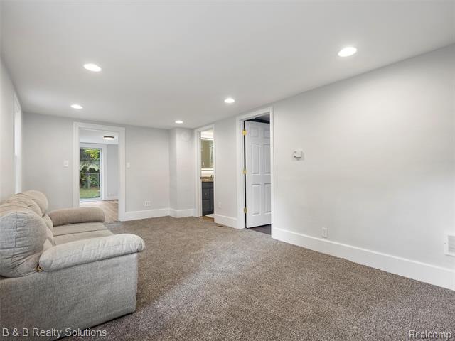 Builiding view twenty four for 309 School, Almont, MI. 48003