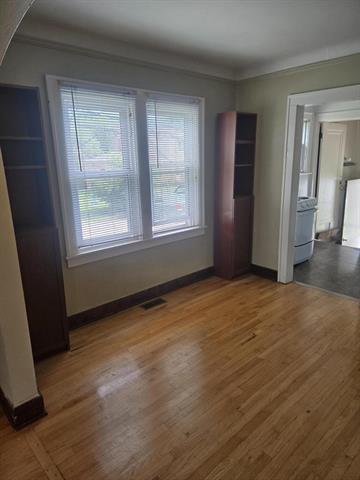 Builiding view seven for 928 Maplegrove, Royal Oak, MI. 48067