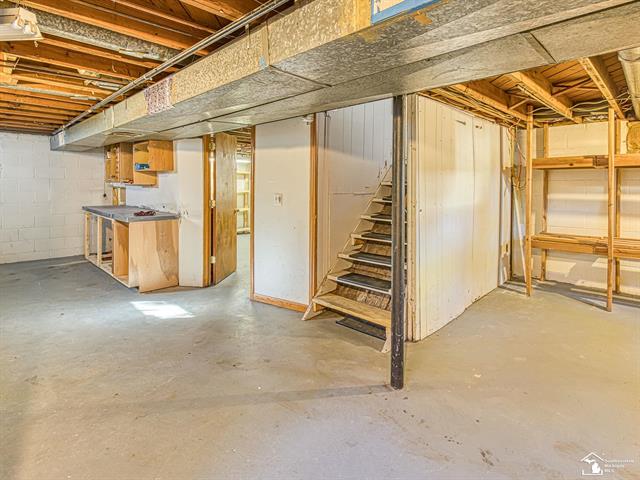 Builiding view twenty nine for 908 N Maple, Royal Oak, MI. 48067