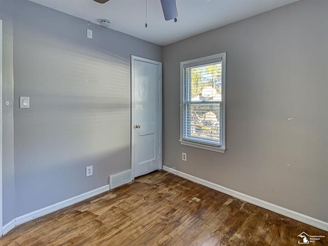 Builiding view twenty three for 908 N Maple, Royal Oak, MI. 48067