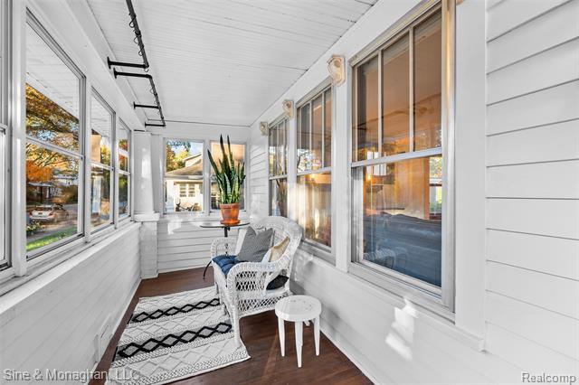 Builiding view five for 517 Forest, Royal Oak, MI. 48067