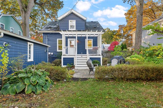 Builiding view thirty seven for 517 Forest, Royal Oak, MI. 48067