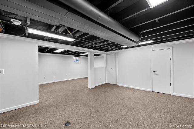 Builiding view thirty three for 517 Forest, Royal Oak, MI. 48067