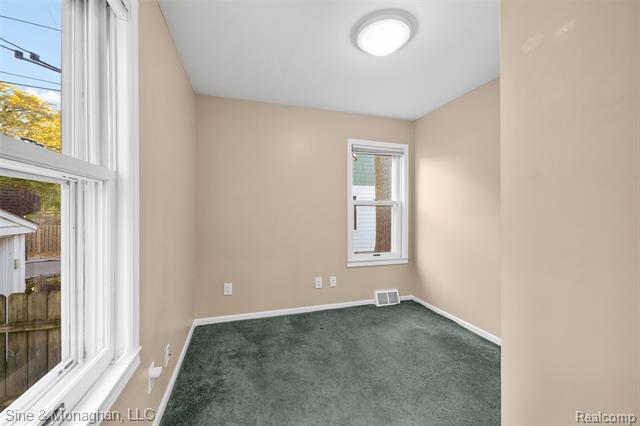 Builiding view twenty two for 517 Forest, Royal Oak, MI. 48067