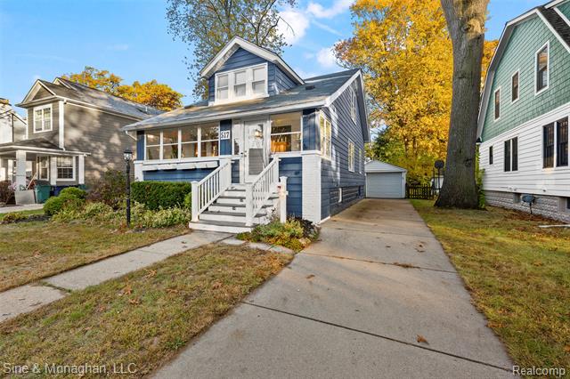 Builiding view two for 517 Forest, Royal Oak, MI. 48067