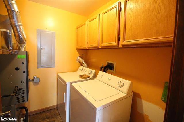 Builiding view twenty one for 68116 Rosewood, Richmond, MI. 48062