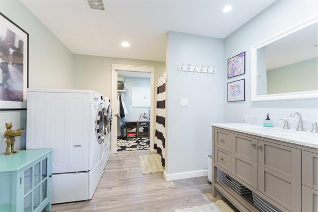 Builiding view twenty four for 3500 Jeanette, Chelsea, MI. 48118