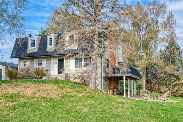 front view for 3500 Jeanette Drive, Chelsea, Mi. 48118