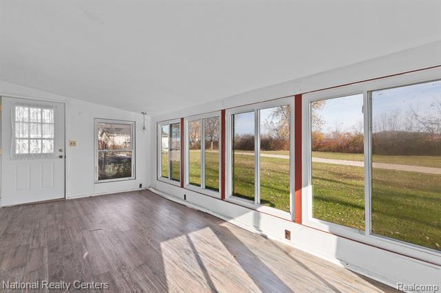 Builiding view eighteen for 115 Wamplers Ct, Brooklyn, MI. 49230