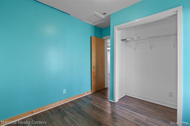 Builiding view fifteen for 115 Wamplers Ct, Brooklyn, MI. 49230