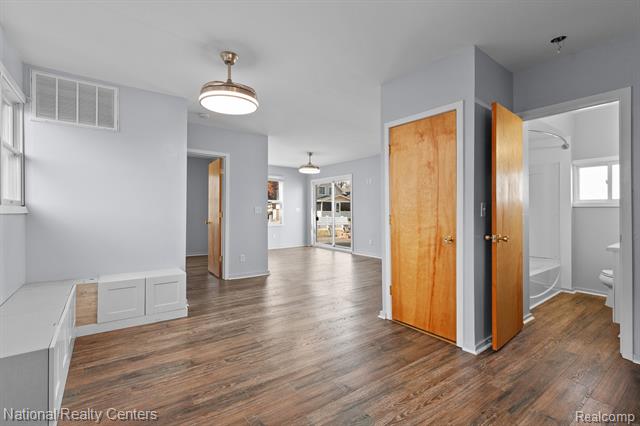 Builiding view five for 115 Wamplers Ct, Brooklyn, MI. 49230