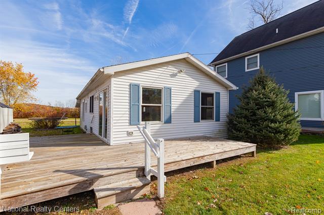 Builiding view one for 115 Wamplers Ct, Brooklyn, MI. 49230