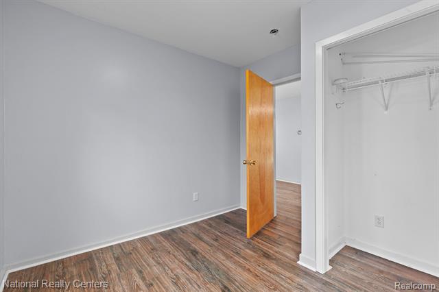 Builiding view seven for 115 Wamplers Ct, Brooklyn, MI. 49230