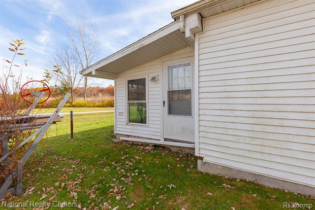 Builiding view twenty two for 115 Wamplers Ct, Brooklyn, MI. 49230