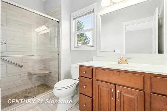 Builiding view nine for 114 Tuscany Circle, Saginaw, MI. 48603