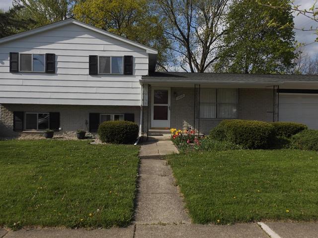 front view for 2608 Lookout Circle, Ann Arbor, Mi. 48104