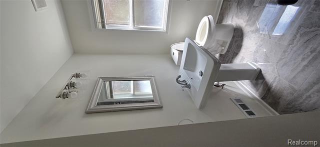 Builiding view eleven for 10476 Duprey, Detroit, MI. 48224