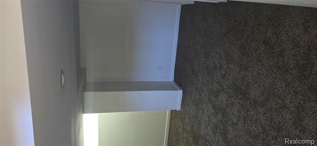 Builiding view sixteen for 10476 Duprey, Detroit, MI. 48224