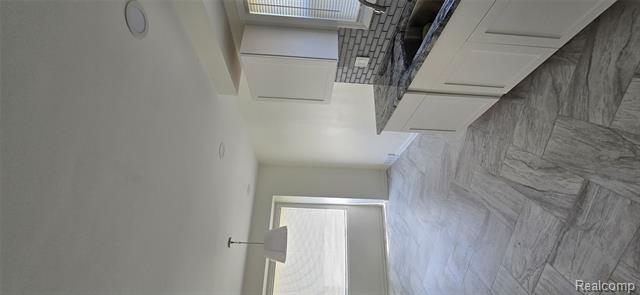 Builiding view three for 10476 Duprey, Detroit, MI. 48224