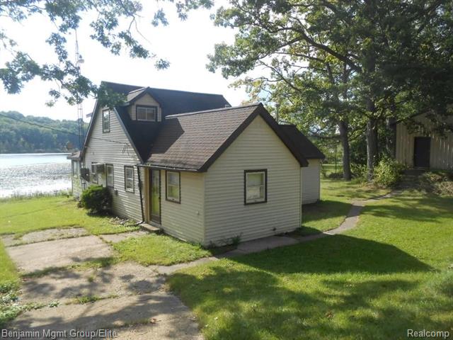 front view for 542 Oak Dale Drive, Chelsea, Mi. 48118