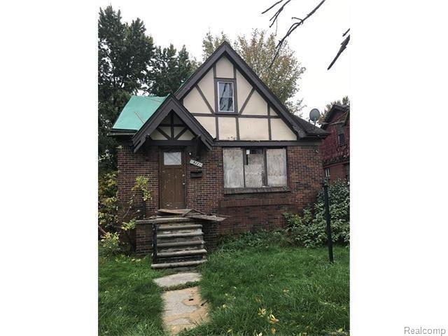 front view for 9221 Grayton Street, Detroit, Mi. 48224