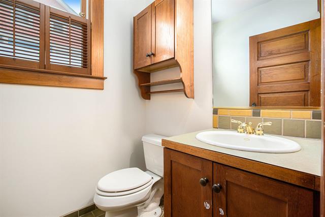 Builiding view eighteen for 1224 Olivia, Ann Arbor, MI. 48104