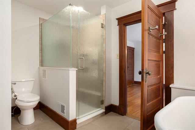 Builiding view twenty eight for 1224 Olivia, Ann Arbor, MI. 48104